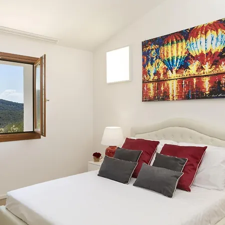 Luxury Villa Green Olbia